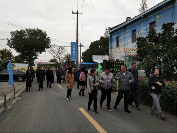 青浦應(yīng)急局、青浦聯(lián)通和磊諾公司“共建美麗鄉(xiāng)村、打造和諧家園”聯(lián)建活動(dòng)舉辦(圖2)